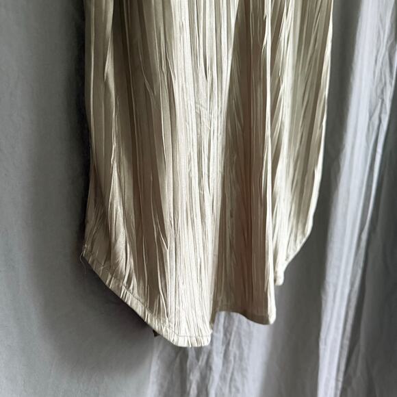 Vintage 80s Gold Crinkle Blouse Tunic Top Pleated Satin Minimalist L/XL No Tags - Picture 6 of 9